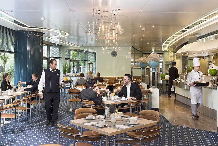 Restaurant "Ambiente" mit Front Cooking | Maritim Hotel Frankfurt