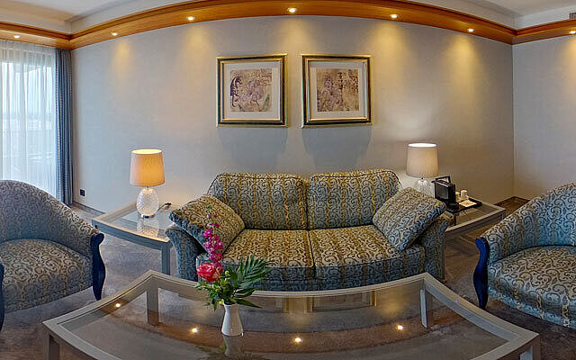 Suite