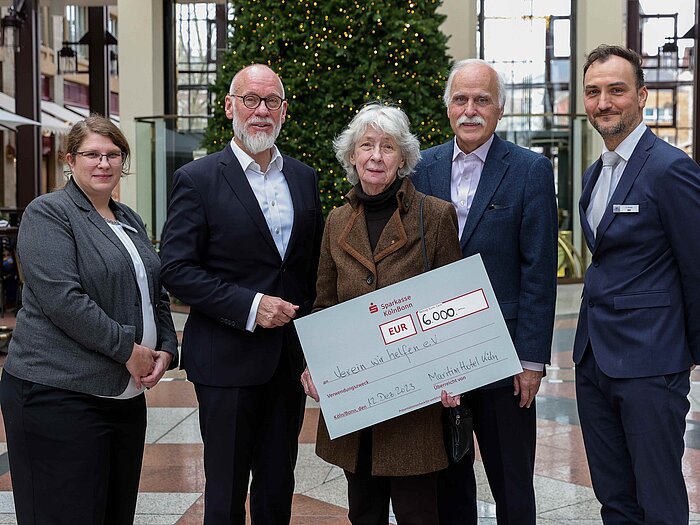 ProTomorrow Scheckübergabe © Michael Bause | Maritim Hotel Köln