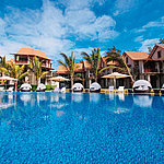 Pool | Maritim Crystals Beach Hotel Mauritius