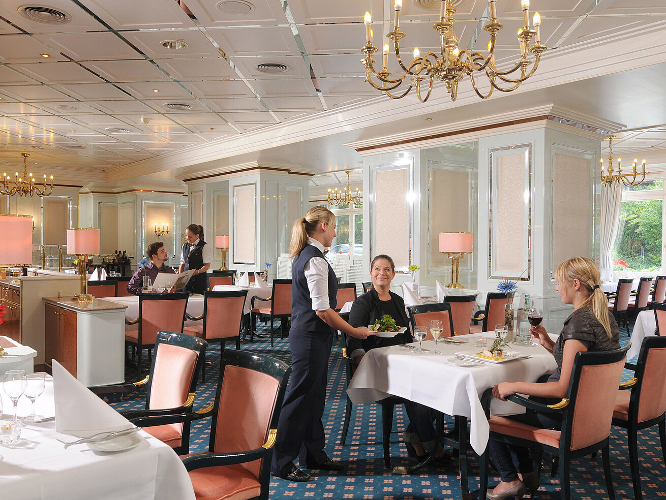 Restaurant im Maritim Hotel Bad Wildungen mit persönlichem Service und elegantem Ambiente
