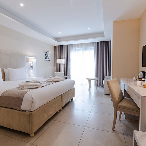 Deluxe Junior Suite | Maritim Antonine Hotel & Spa Malta