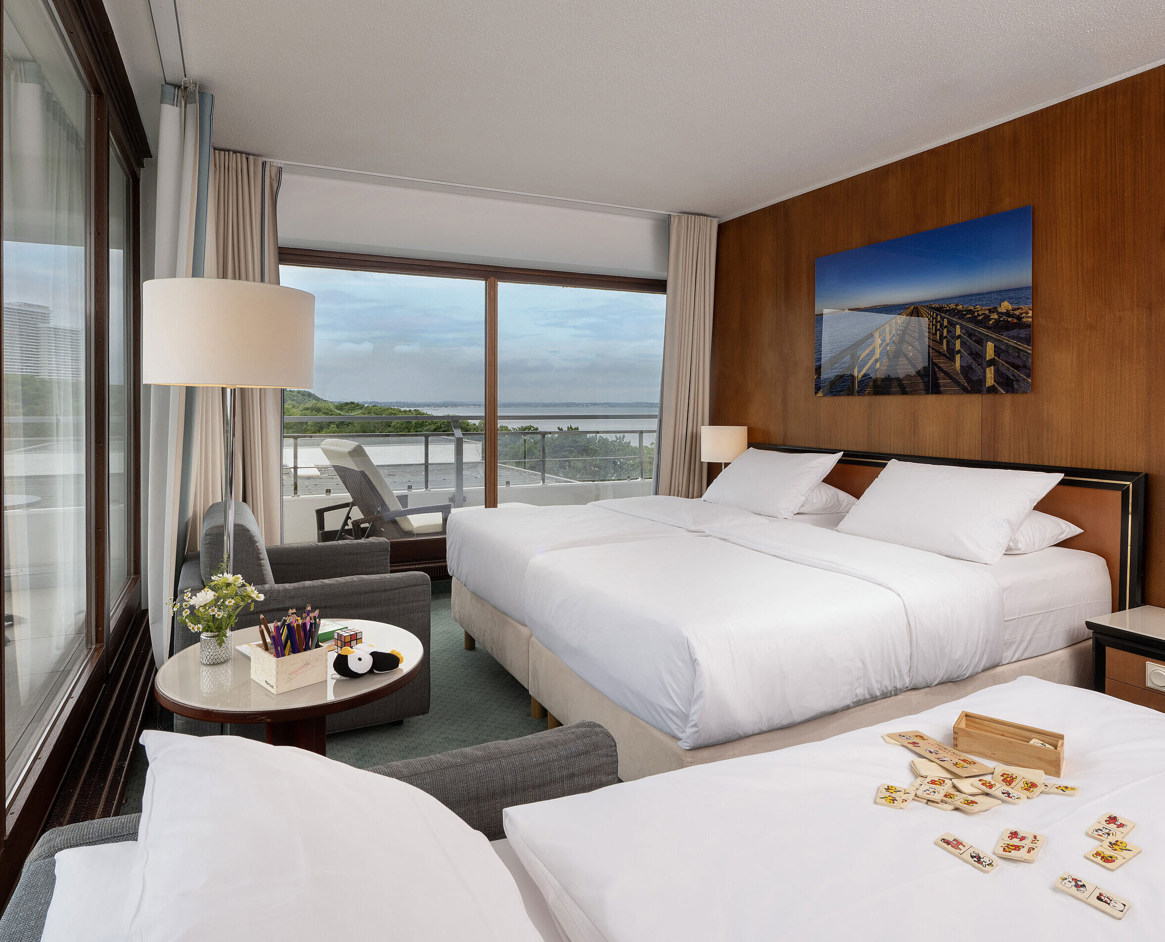 Familienzimmer Helles Familienzimmer im Maritim Seehotel Timmendorfer Strand mit Balkon und Ostseeblick