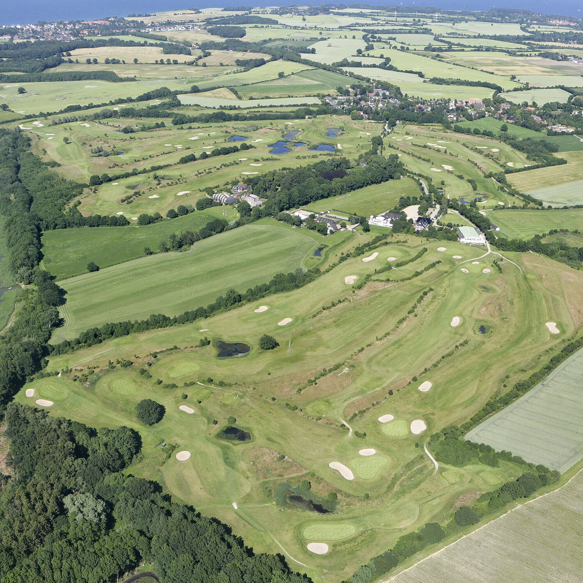 Luftansicht | Maritim Golfpark Ostsee