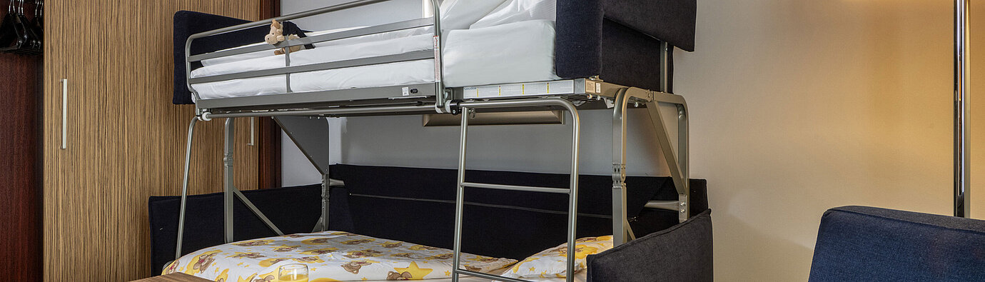 Kinderfreundliches Hochbett im Studio des Maritim Hotel Darmstadt, perfekt für den Familienurlaub