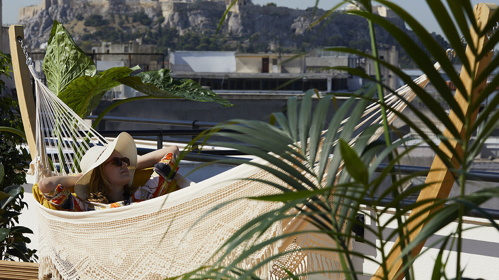 Dachterrasse mit Hängematte | Brown Acropol Hotel Athen