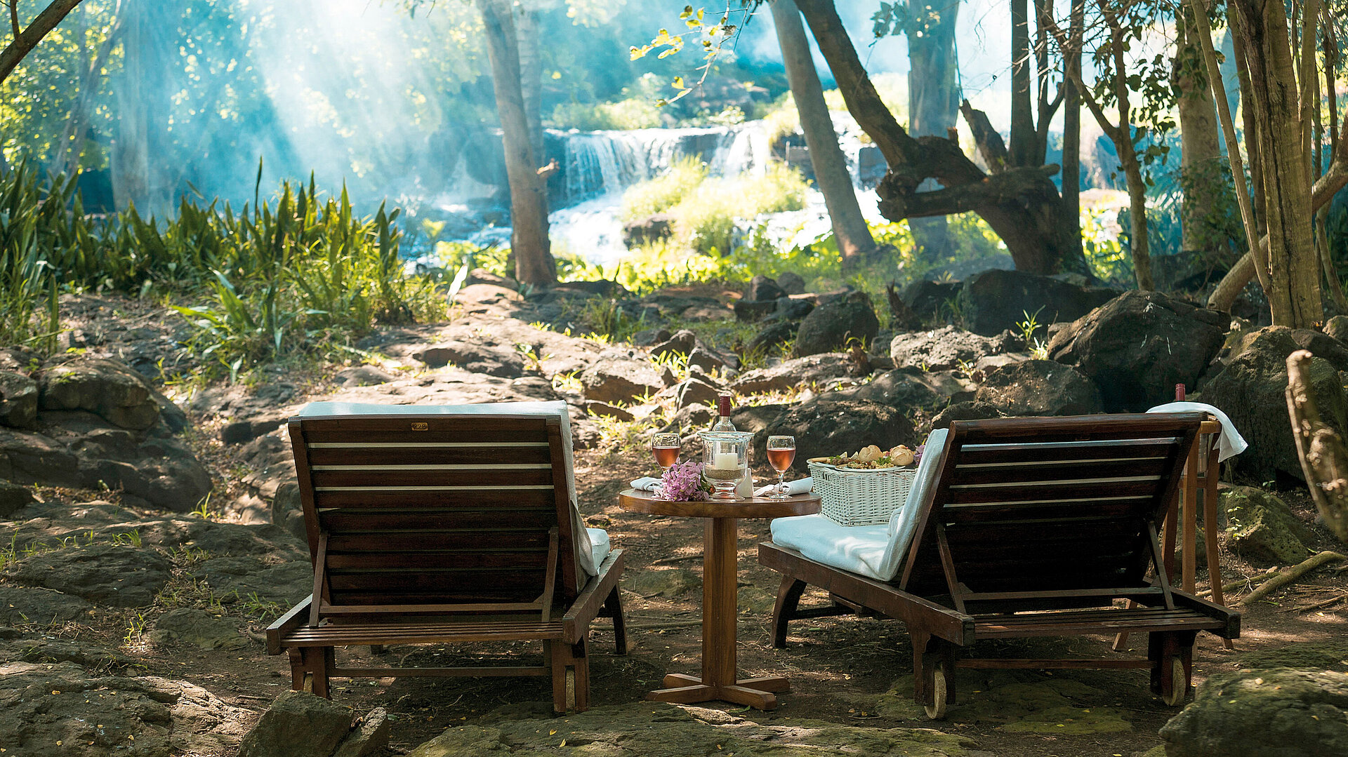 Picknick am Wasserfall Picknick am Wasserfall | Maritim Hotel Mauritius