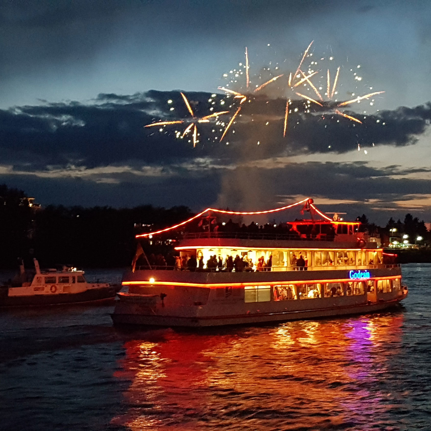 Rhein in Flammen | Maritim Hotel Königswinter