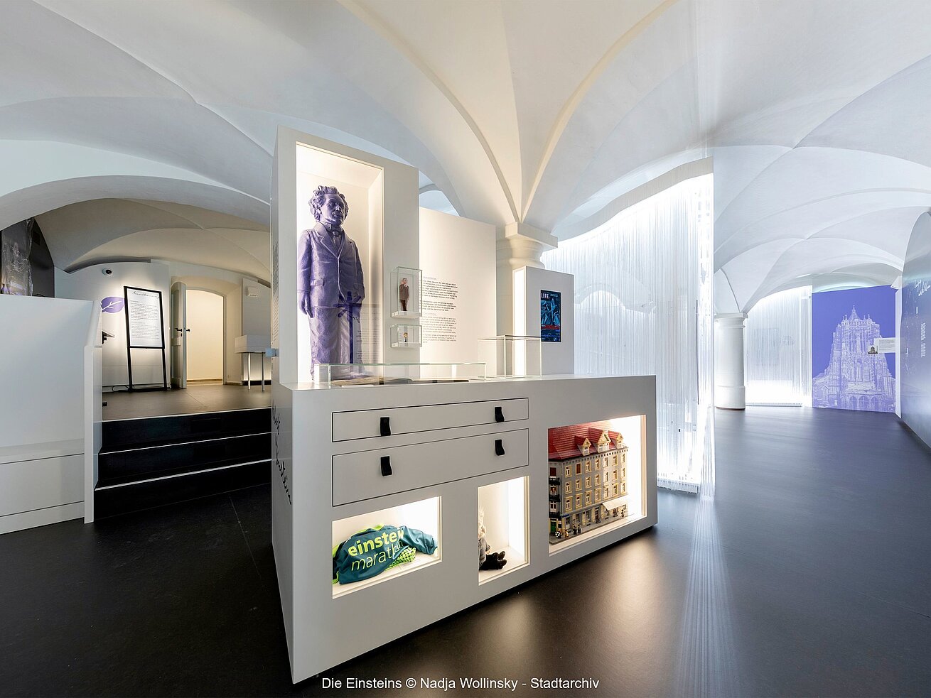 Ausstellung im Museum "Die Einsteins" in Ulm mit Informationen zur Familie Einstein.